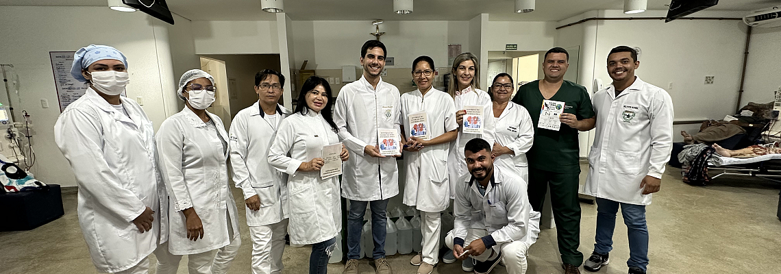 Pacientes recebem orientações para controle do ganho de peso entre interdialítico